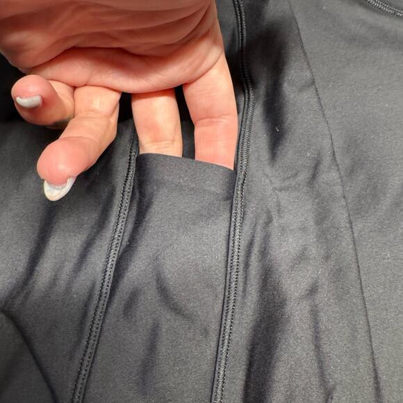 Lululemon Flurry Up Super High-Rise Tight 25" size 10 in Black - Picture 9 of 10